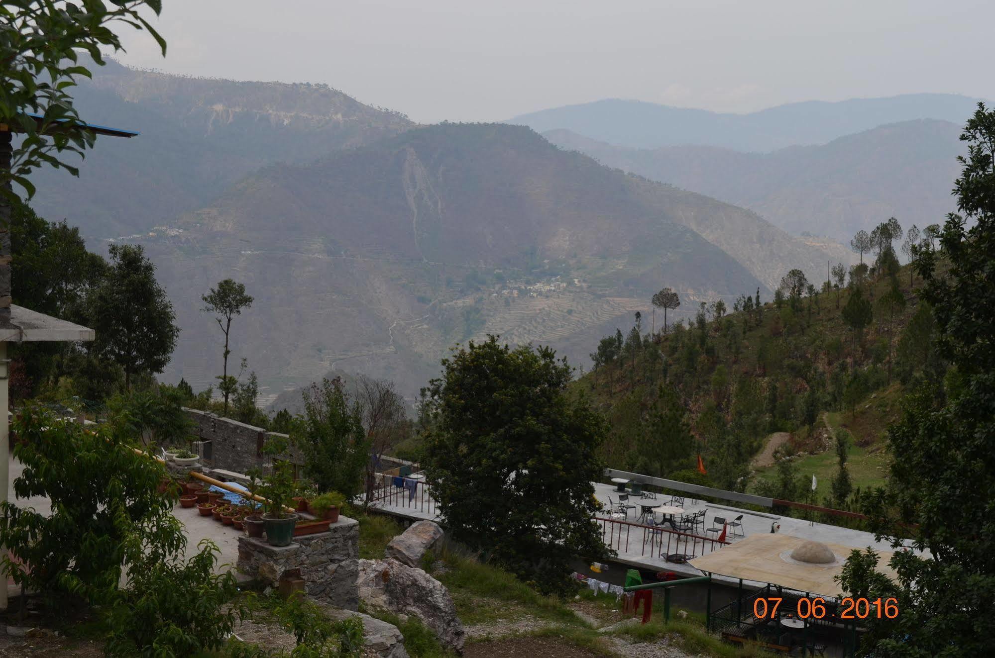 Kafal Resort Nainital Exterior foto